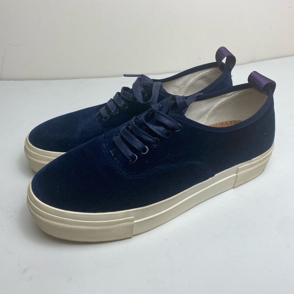 EYTYS Mother Velvet Sneakers Dark Blue Unisex W 9 M 7.5 - Picture 1 of 8